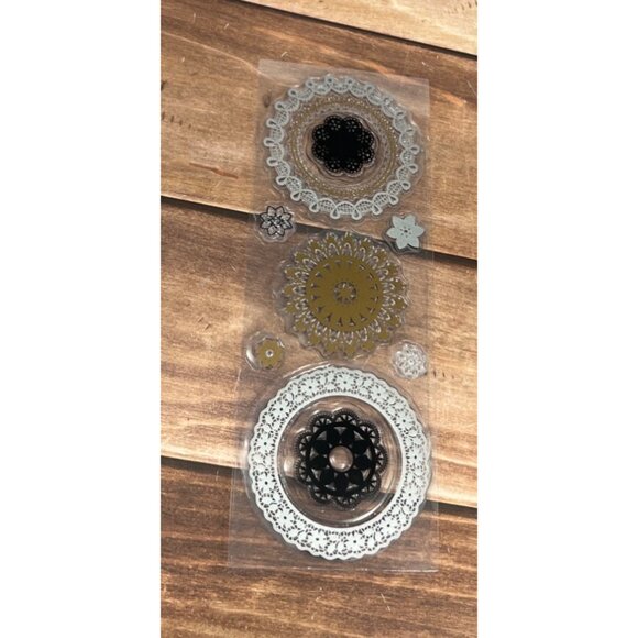 MARTHA STEWART DOILIES 42-24013 CLEAR CLING PHOTOPOLYMER STAMP SET CIRCLE FLOWER - Picture 4 of 5